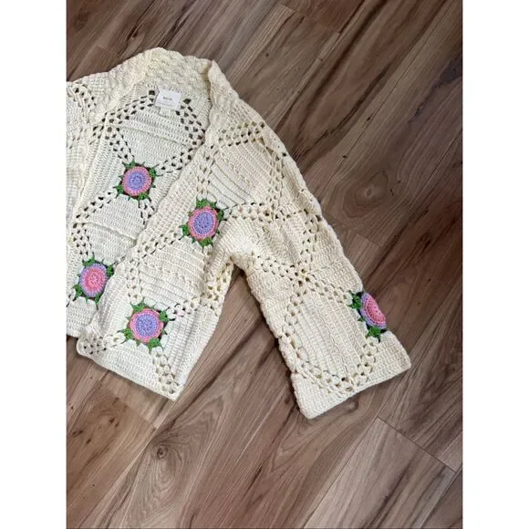 Maeve Cream Crochet Cardigan with Pink Rose Appliqués - Picture 5 of 10